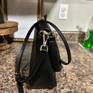Elegant Black Leather Shoulder Bag
